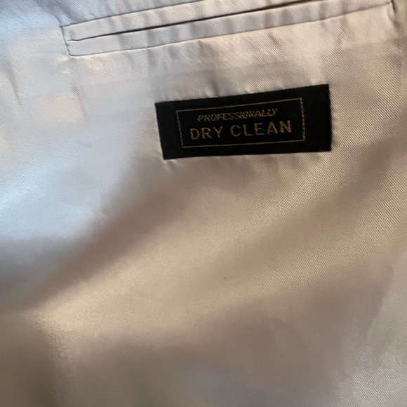 selling a Soho collectible suit - Picture 6 of 12